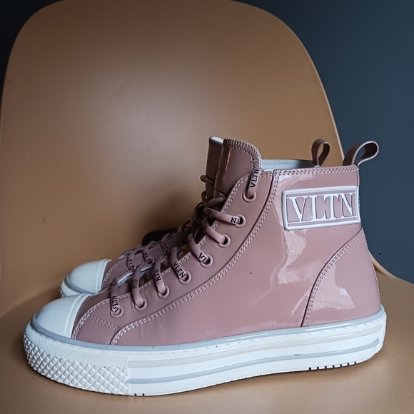 Valentino Garavani GIGGIES VLTN High-Top Sneakers size 38,US Size 8 - Picture 2 of 13